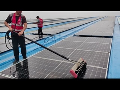 Self Driven Single Roller Solar Cleaning Brush Lightweight Design With 3.6m 5.4m 7.5m Telescopic Rod