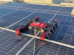 Rotating Brushes Washing Solar Panel Cleaning Robot for industrial Commercial Solar Farm Power Plant